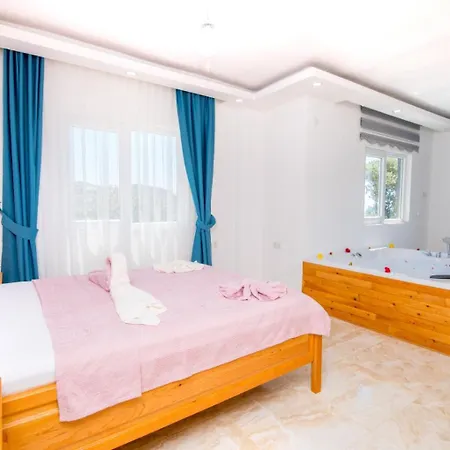 Guclu Villa Kaş